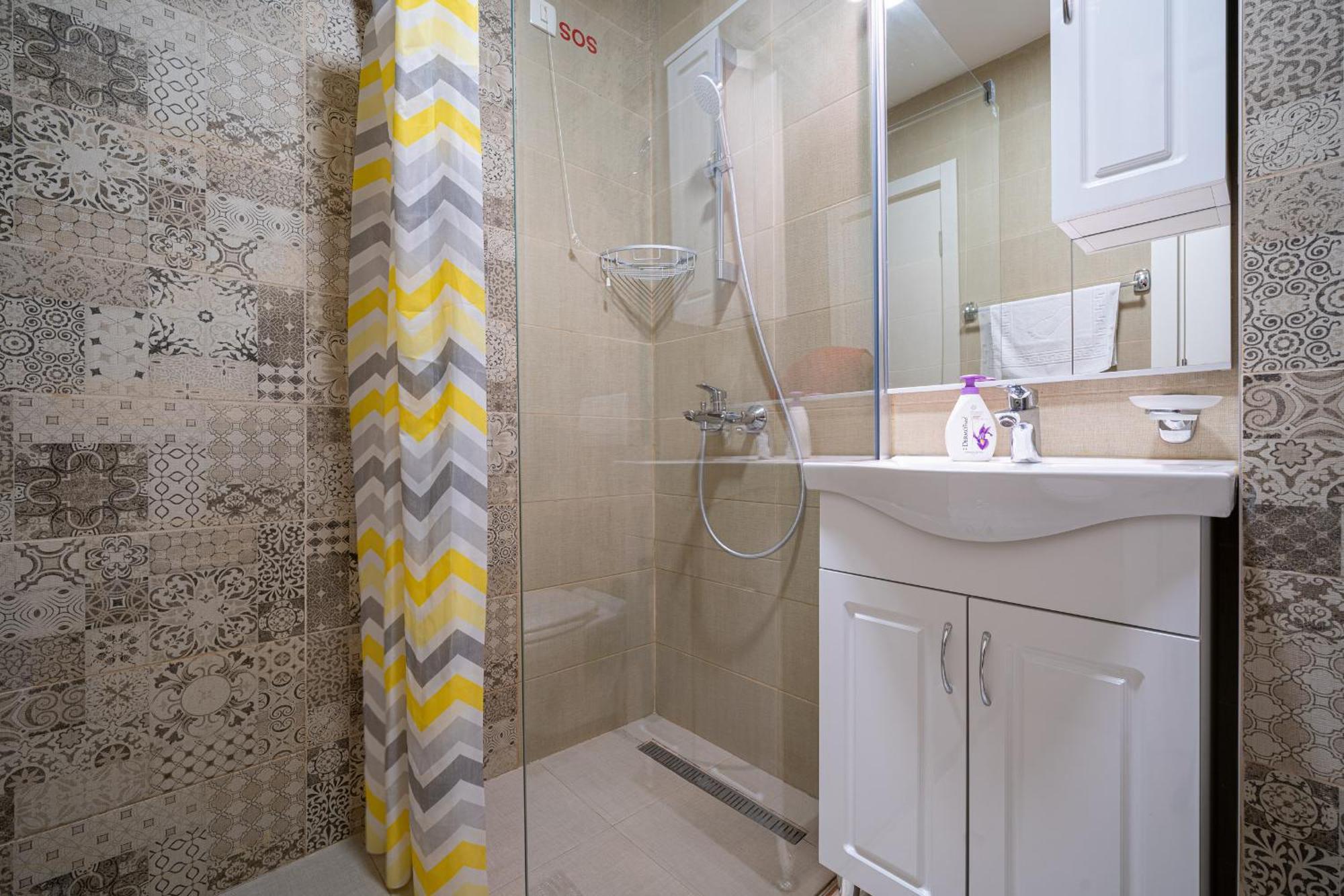 Marea Apartments Budva Rum bild